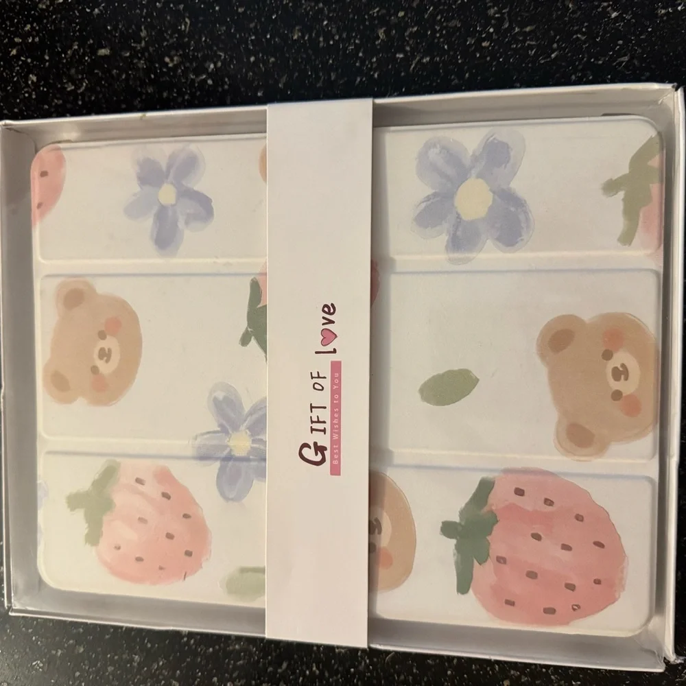 Bear and Strawberry Tablet Cover 9x7